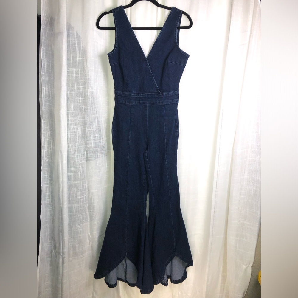 VENUS Deep Blue Flared Jumpsuit size 2 NWOT - Picture 3 of 16